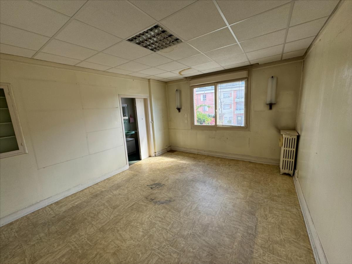 Maison - 7 pièces - 200 m²
