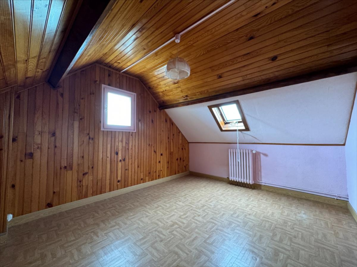 Maison - 5 pièces - 91 m²