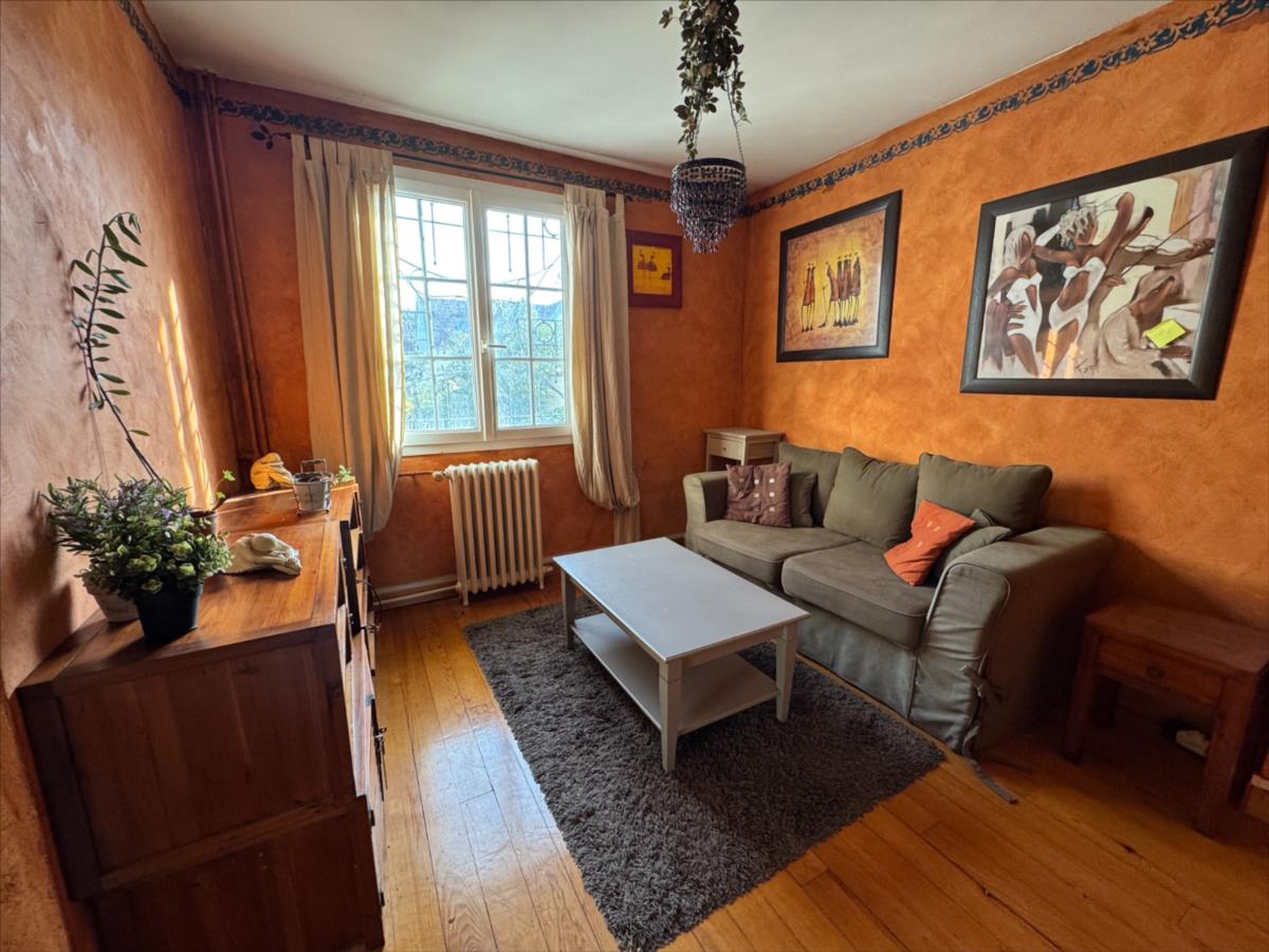 Maison - 6 pièces - 98 m²