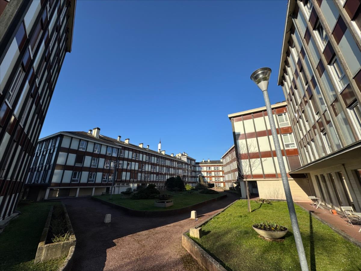 Appartement - 4 pièces - 83,12 m²