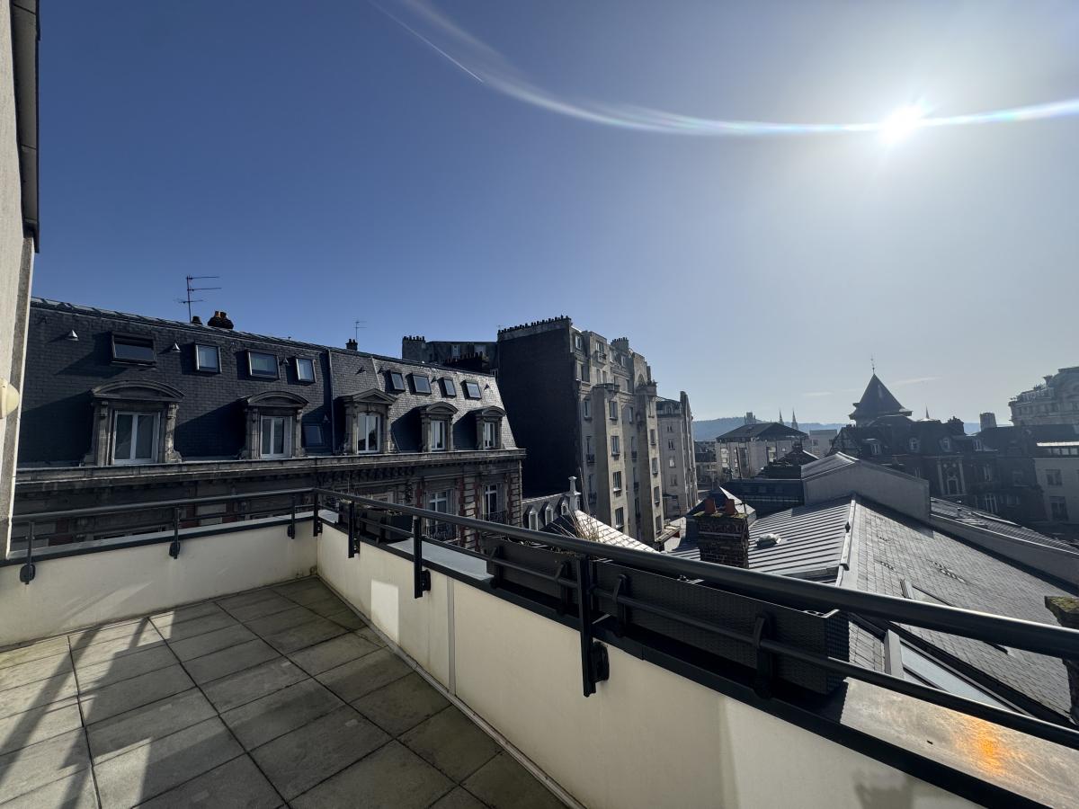 Appartement - 5 pièces - 109 m²