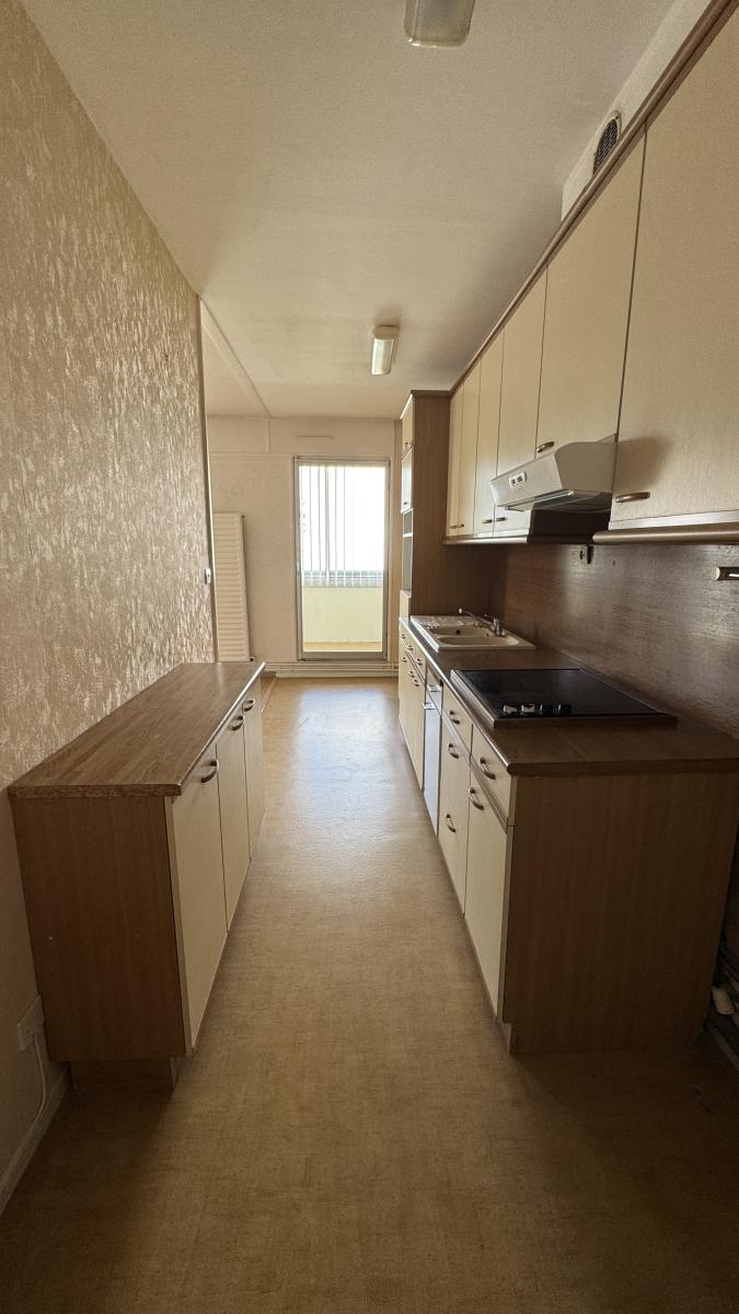 Appartement - 4 pièces - 84.21 m²