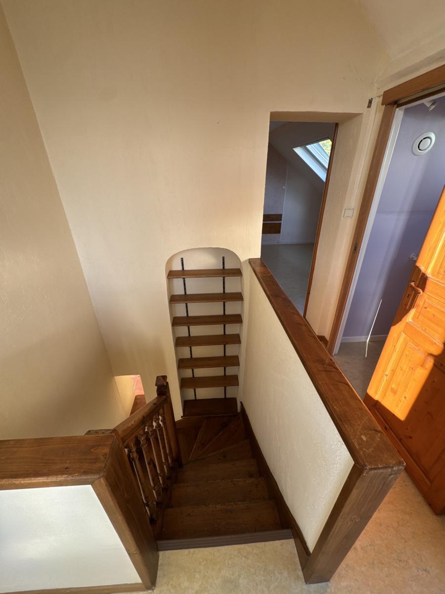 Maison - 6 pièces - 81.51 m²