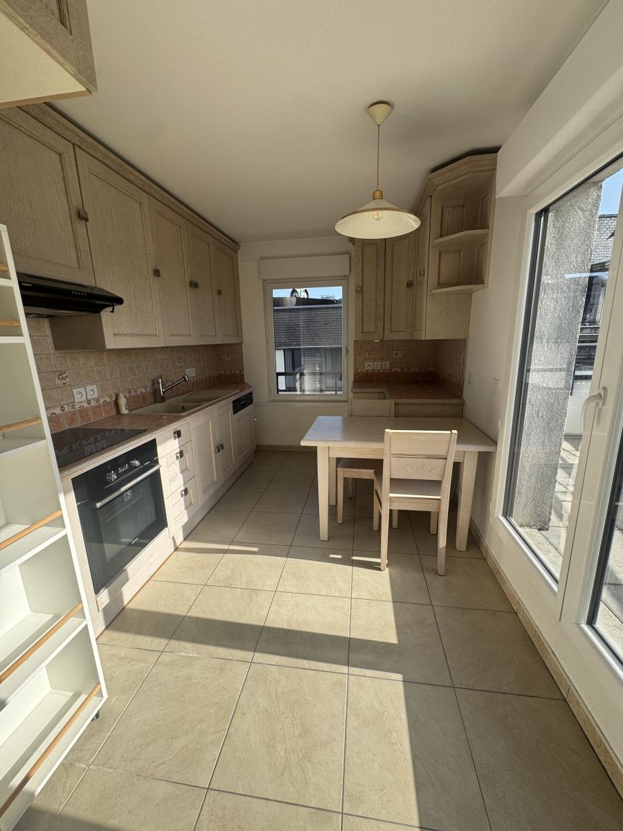 Appartement - 5 pièces - 109 m²