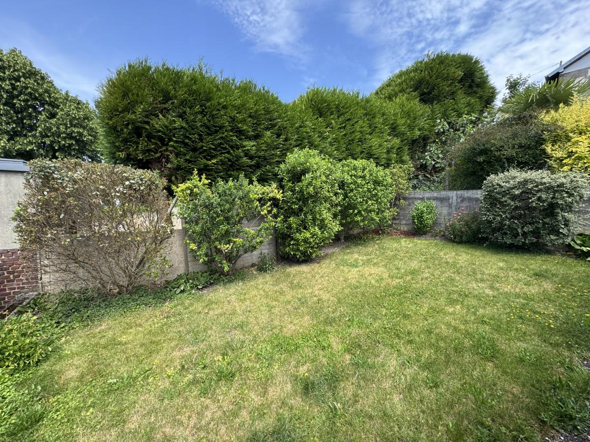 Maison - 6 pièces - 81.51 m²
